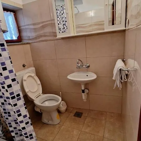 Luka Apartamento Starigrad Paklenica