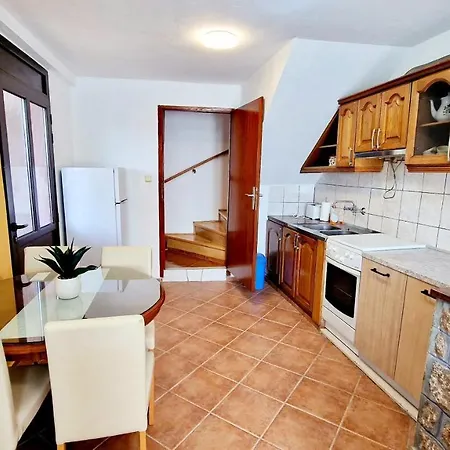 Apartman Luka * Starigrad Paklenica